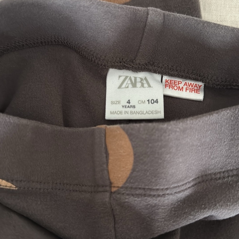 Zara Set - Picture 8 of 9